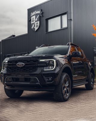 🖤 Nový Ford Ranger Stormtrak: Když Styl Vítězí Nad Terénem Představujeme vám vizi, styl a nekompromisní ochranu. Tohle...